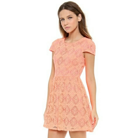 NWT, Revolve Lovers + Friends Voulez Vous Coral Lace Dress - Picture 15 of 15